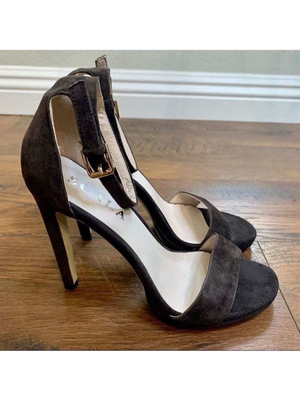 𝅺scala black heels